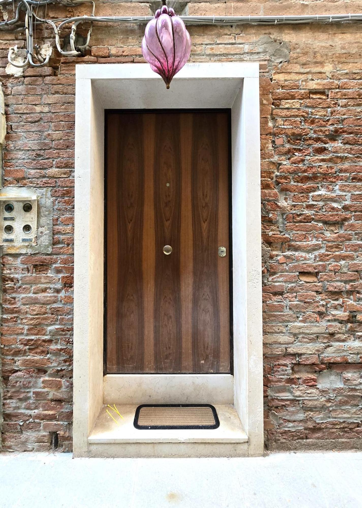 Cozy Studio With Canal View Venedig Exteriör bild